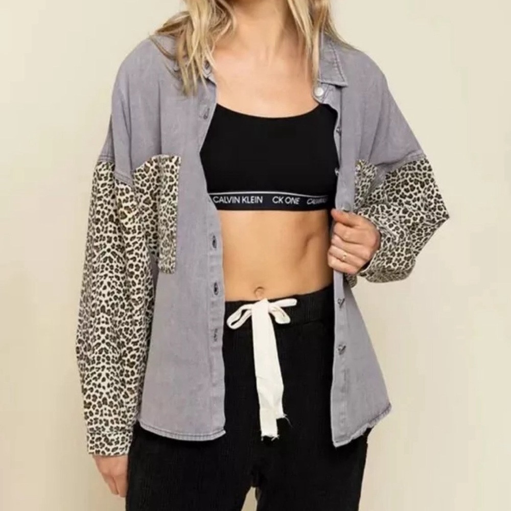 🚨FINAL SALE🚨 POL Purple Cheetah Print Denim Shacket